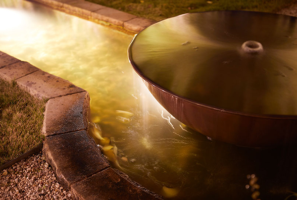 Gardens-at-Night_Landscape-Lighting_Underwater-Light_nightInspired Exteriors